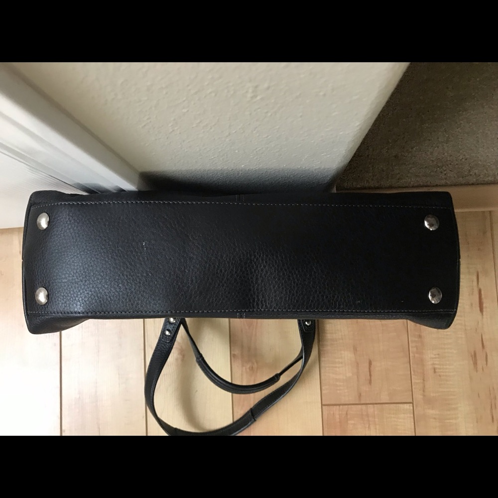 Coach purse - Picture 7 of 8